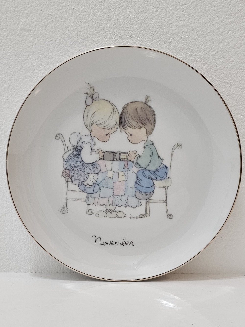 Precious Moments Months of the Year Plates - November